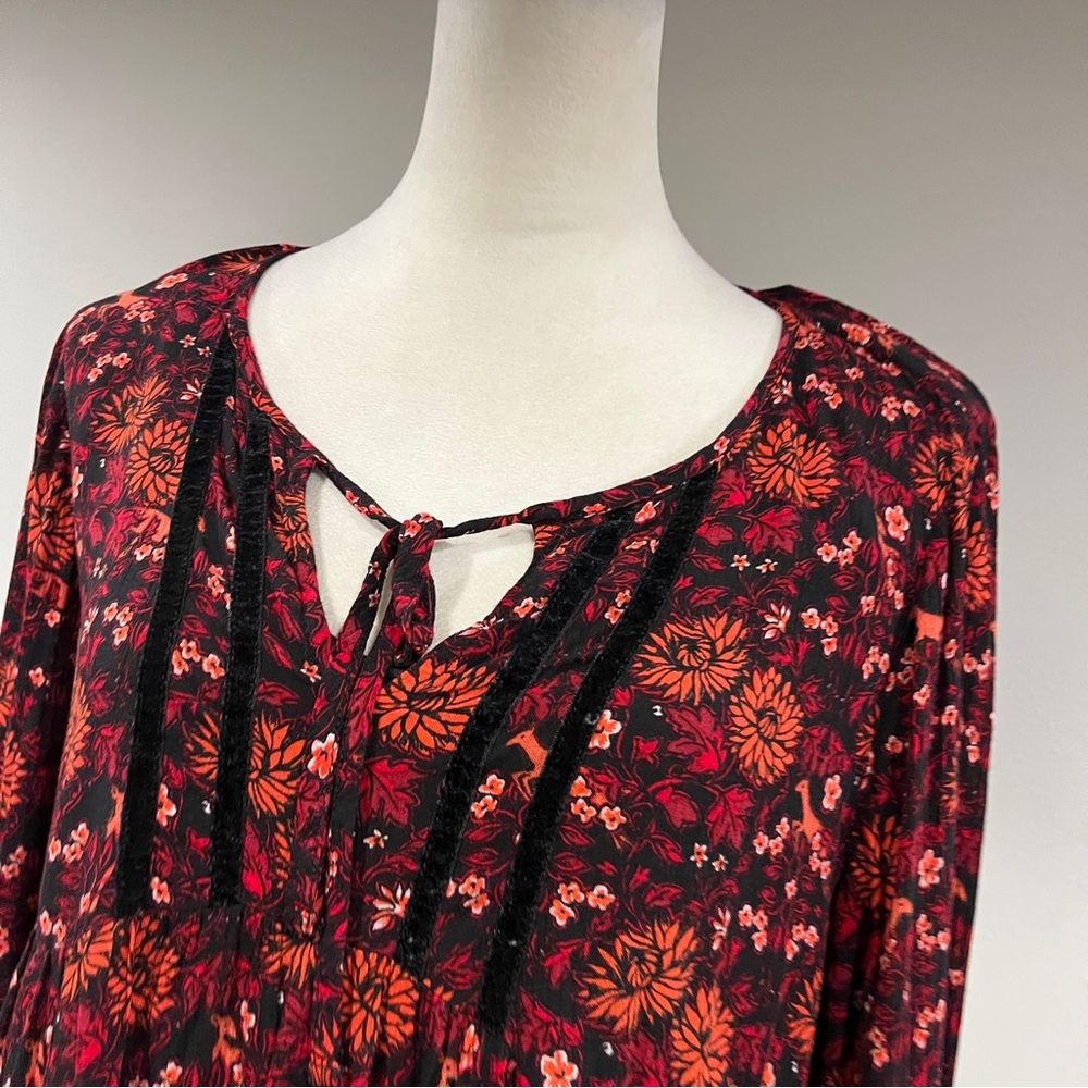 Old Navy Floral and deer print long sleeve Dress size petite small - Picture 2 of 14